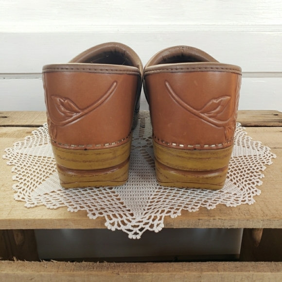 ⚘AvaiLable!⚘inQuire⚘Floral Dansko Honey Clogs Cottage Embossed 36 37 38 40 41 42 - Picture 8 of 16